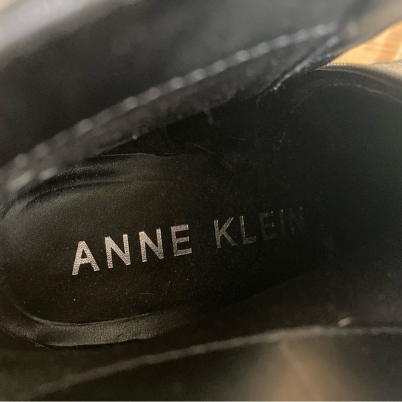 Anne Klein Javen Black Heeled Zip Booties. Size 8.5. - Picture 3 of 8